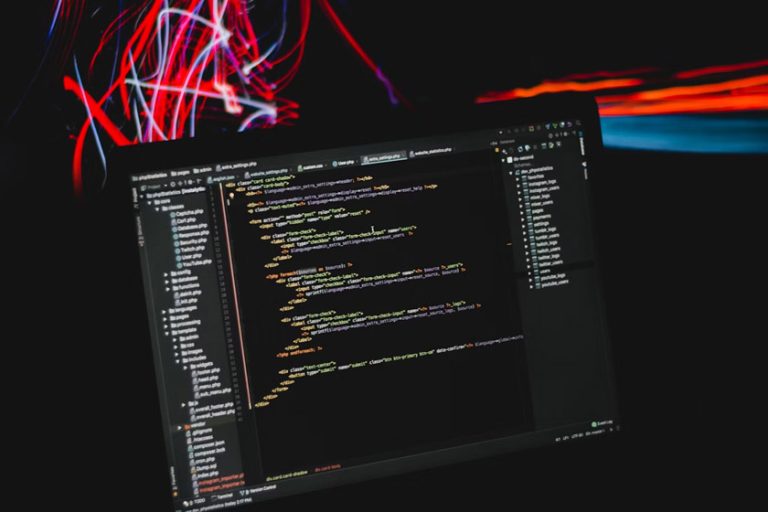 Java Developer vs. Full-Stack Developer: What's the Difference?